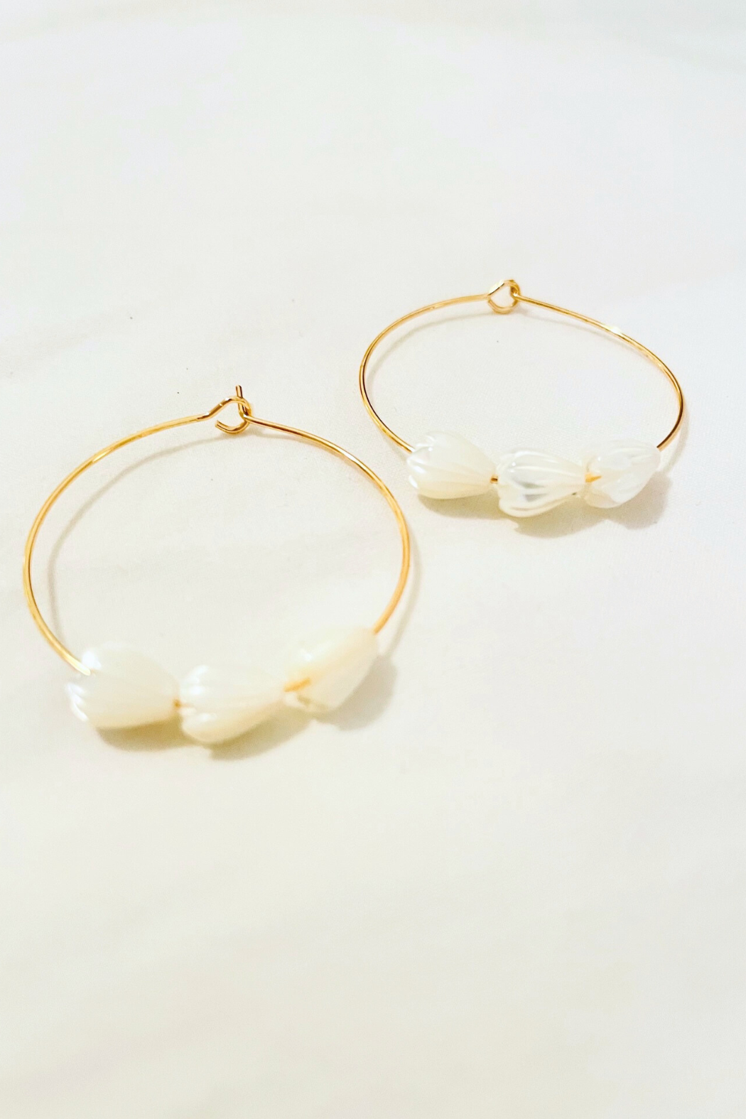 Mother of Pearl/Gold-filled Main