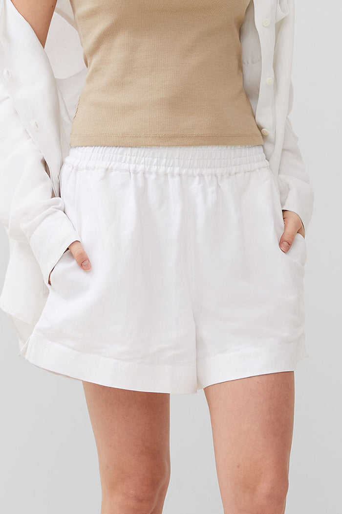 Linen White Main