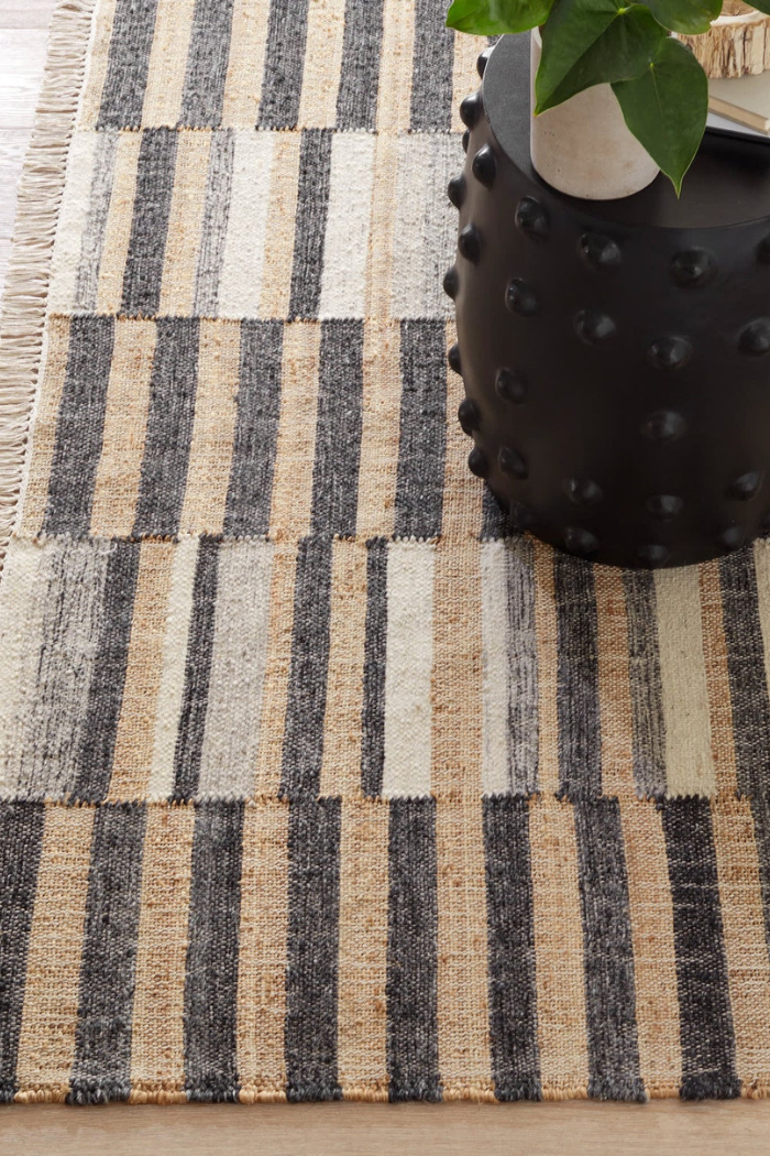 Black Stripe 10 x 14