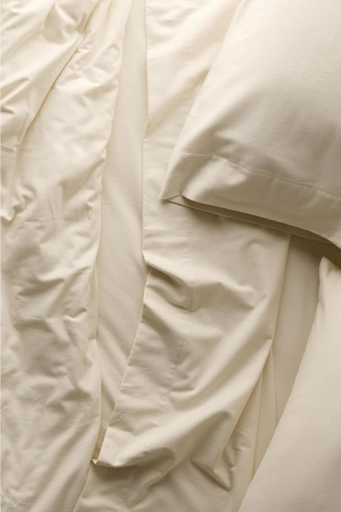 Undyed (King Flat) Main