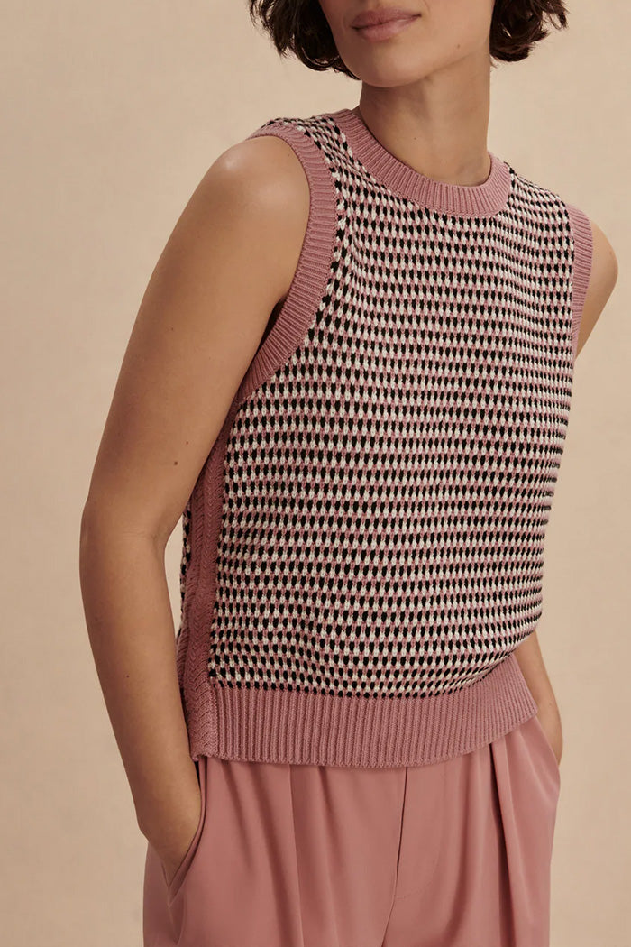 Woodrose Multi Stitch Main