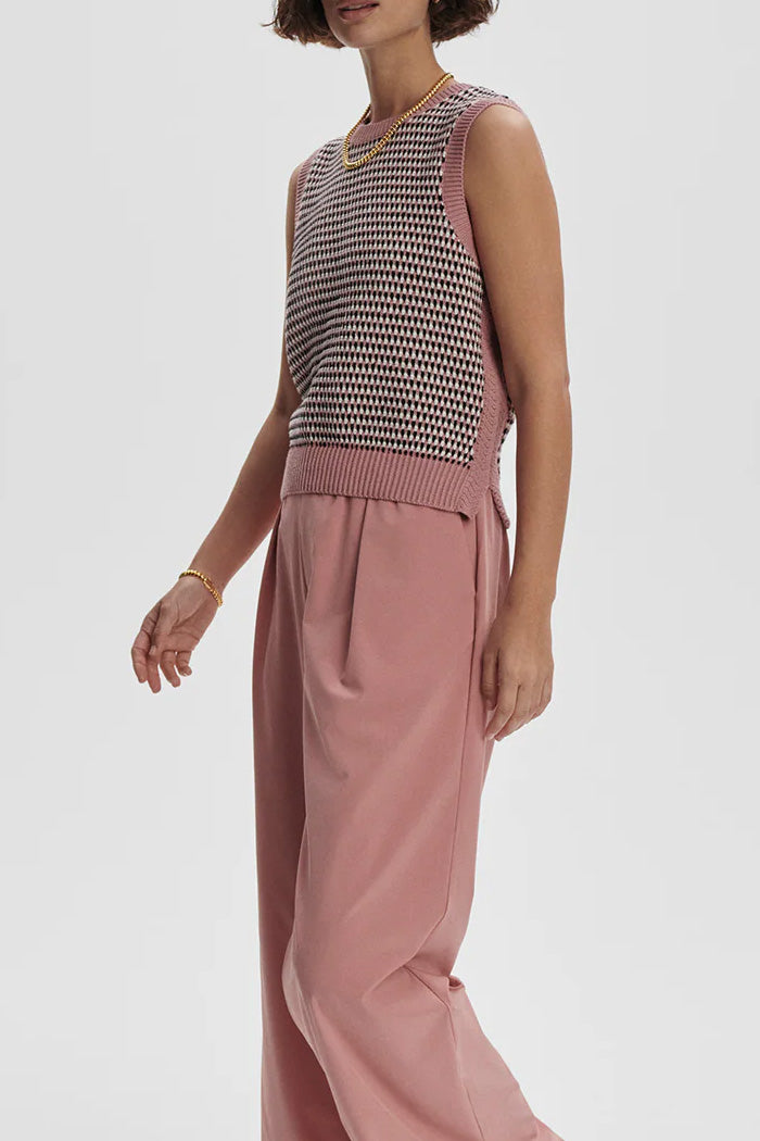 Woodrose Multi Stitch