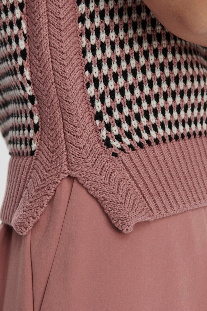 Woodrose Multi Stitch