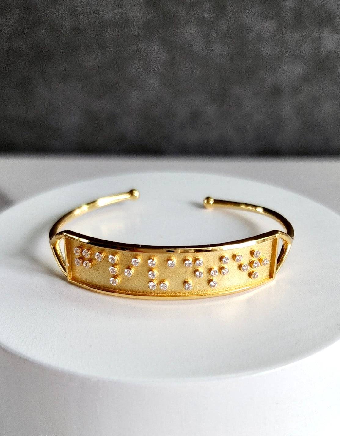 Touchstone Galivanter Cuff Bracelet Gold