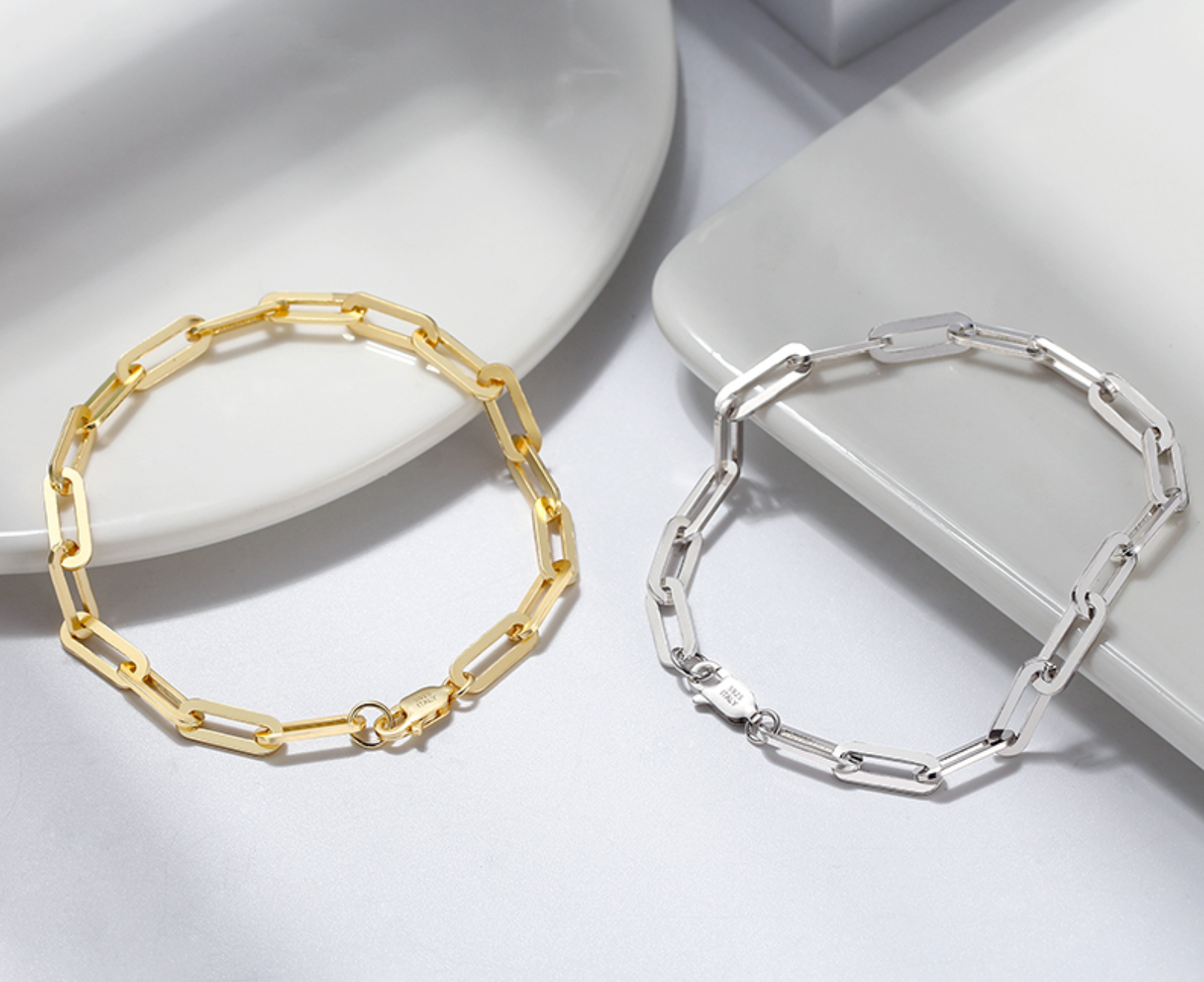 Bracelets Large Clip Link in Silver and Gold on white background