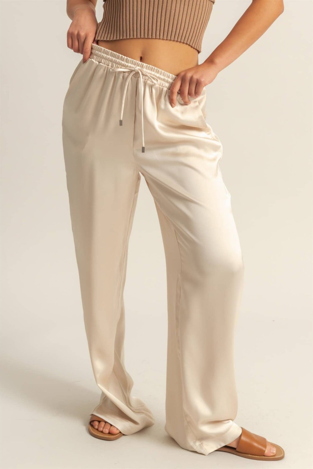 drawstring-waist-wide-leg-