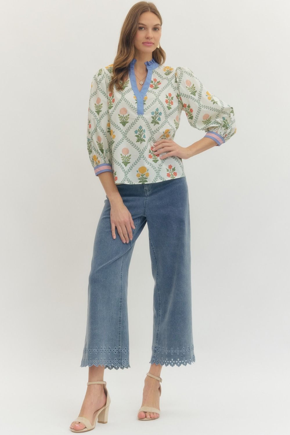 Entro | Bree Floral V-Neck Top | Sweetest Stitch Boutique Richmond