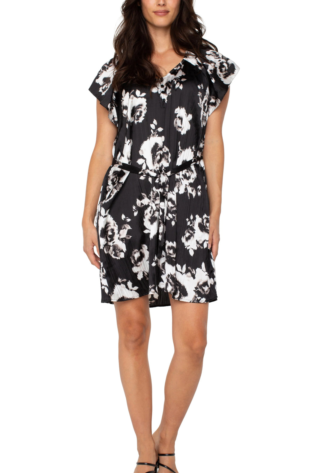 Black & White Floral Main