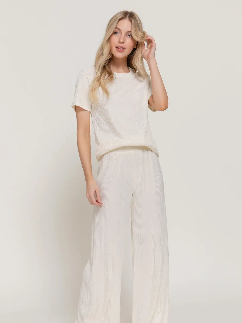 Off White Tshirt and Wide Pants Lounge Set