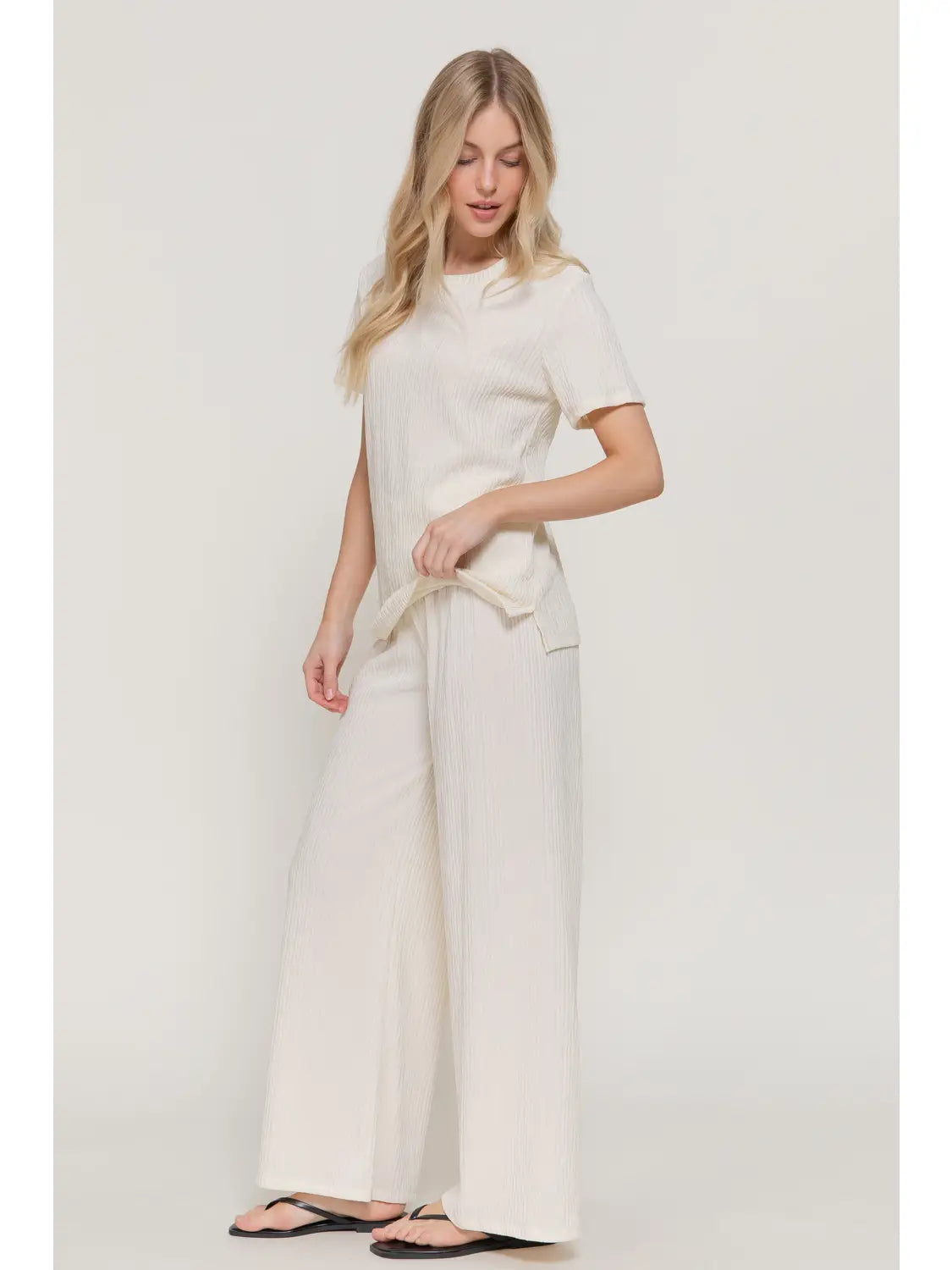 Off White Tshirt and Wide Pants Lounge Set