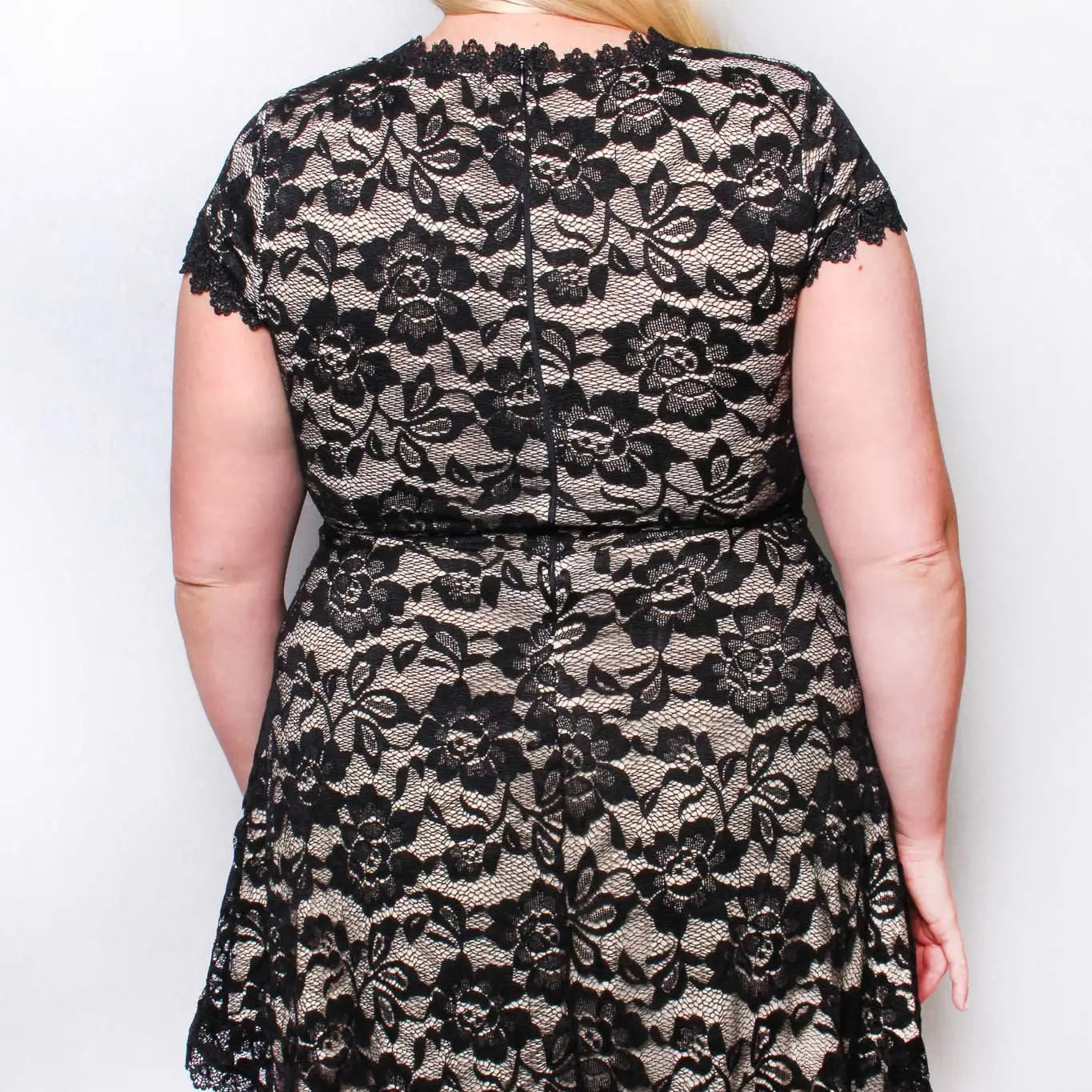 Women's Plus Size Bodycon Lace Dress - Athena's Fashion Boutique