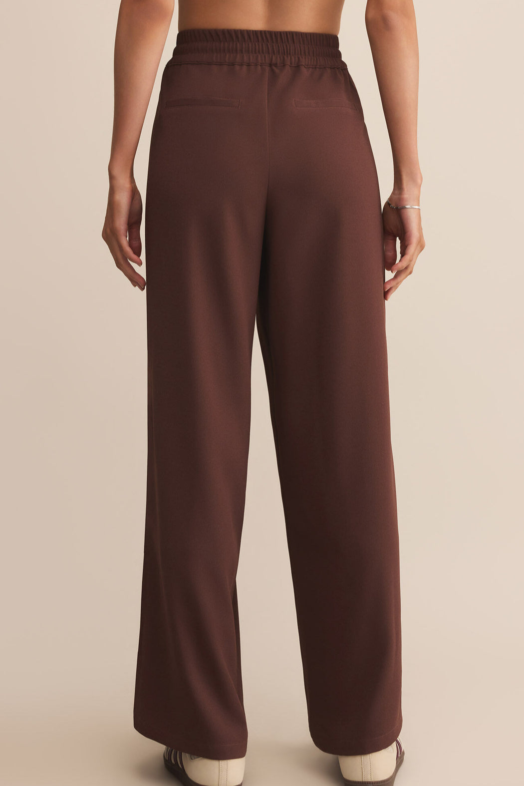 Sandlewood (Brown) Main