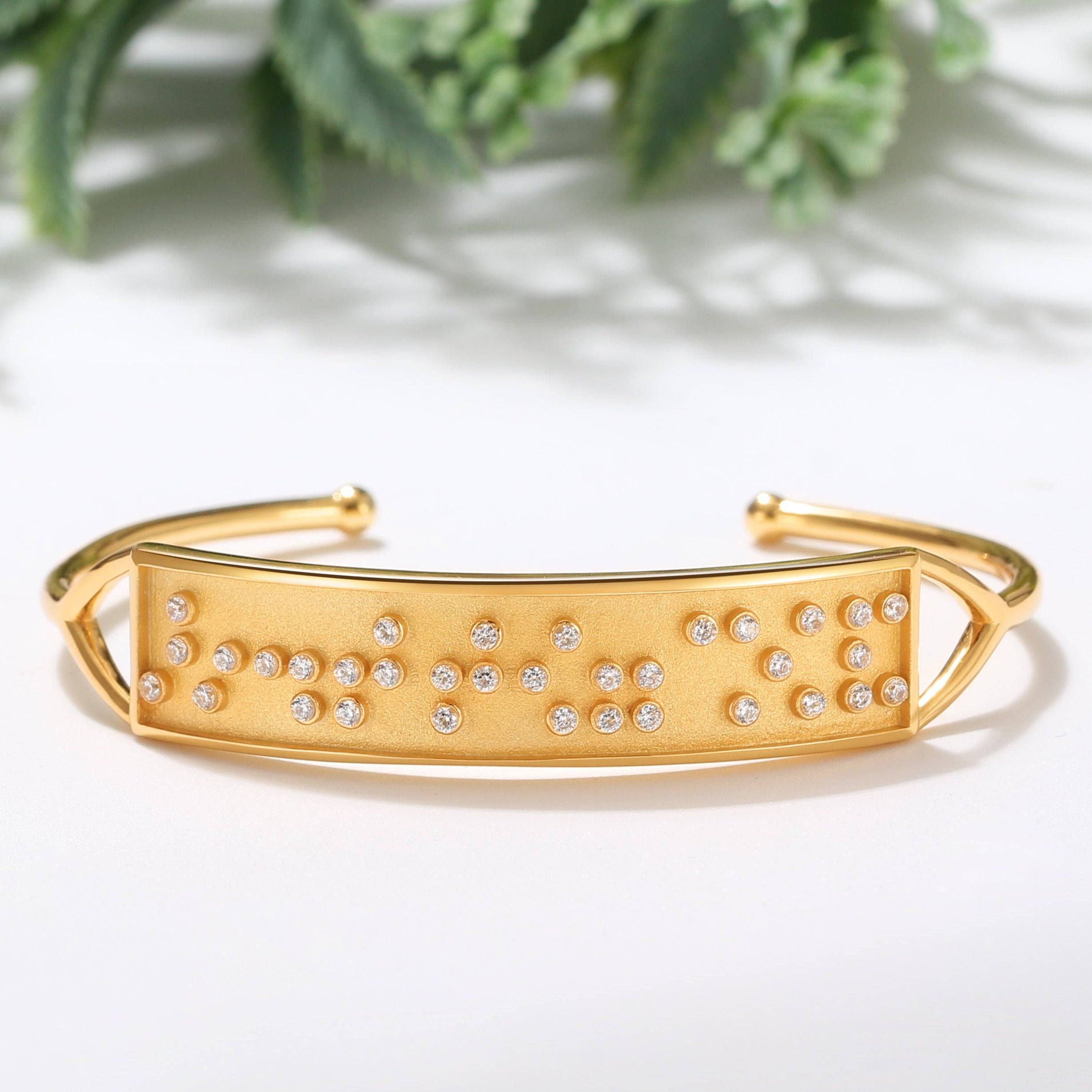 Touchstone Fearless Cuff Gold