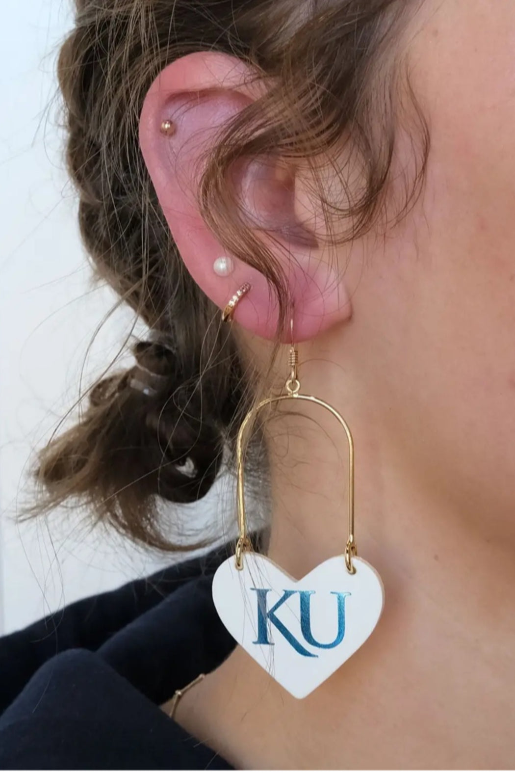 White/Metallic Blue/Gold Main