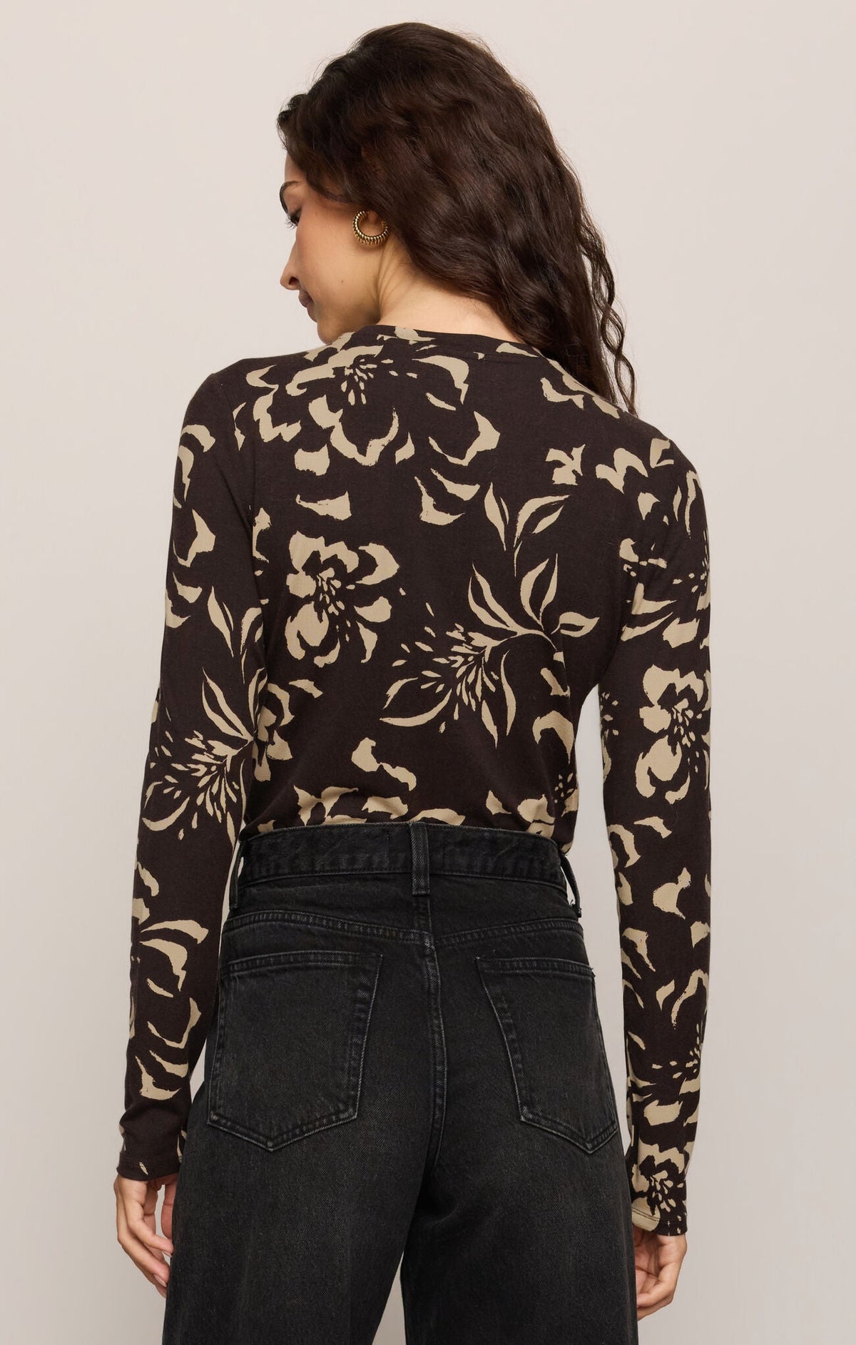 Z Supply | Onyx Floral Long Sleeve Top | Sweetest Stitch Boutique RVA