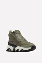 Stone Green, Black Main