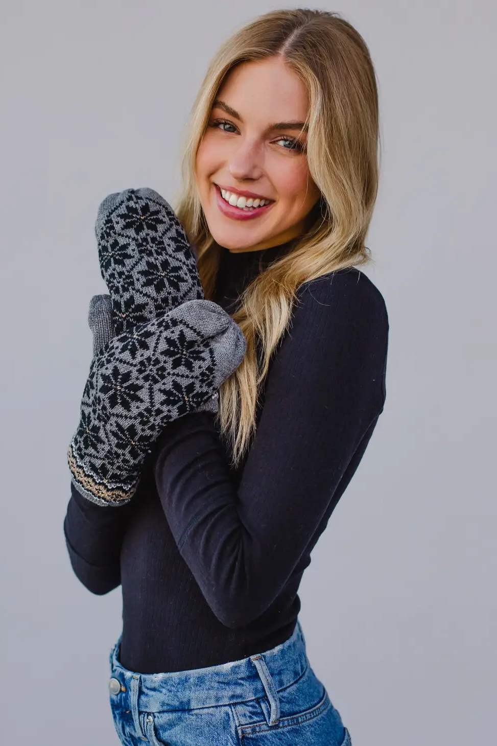 Tan Patterned Knit Mittens