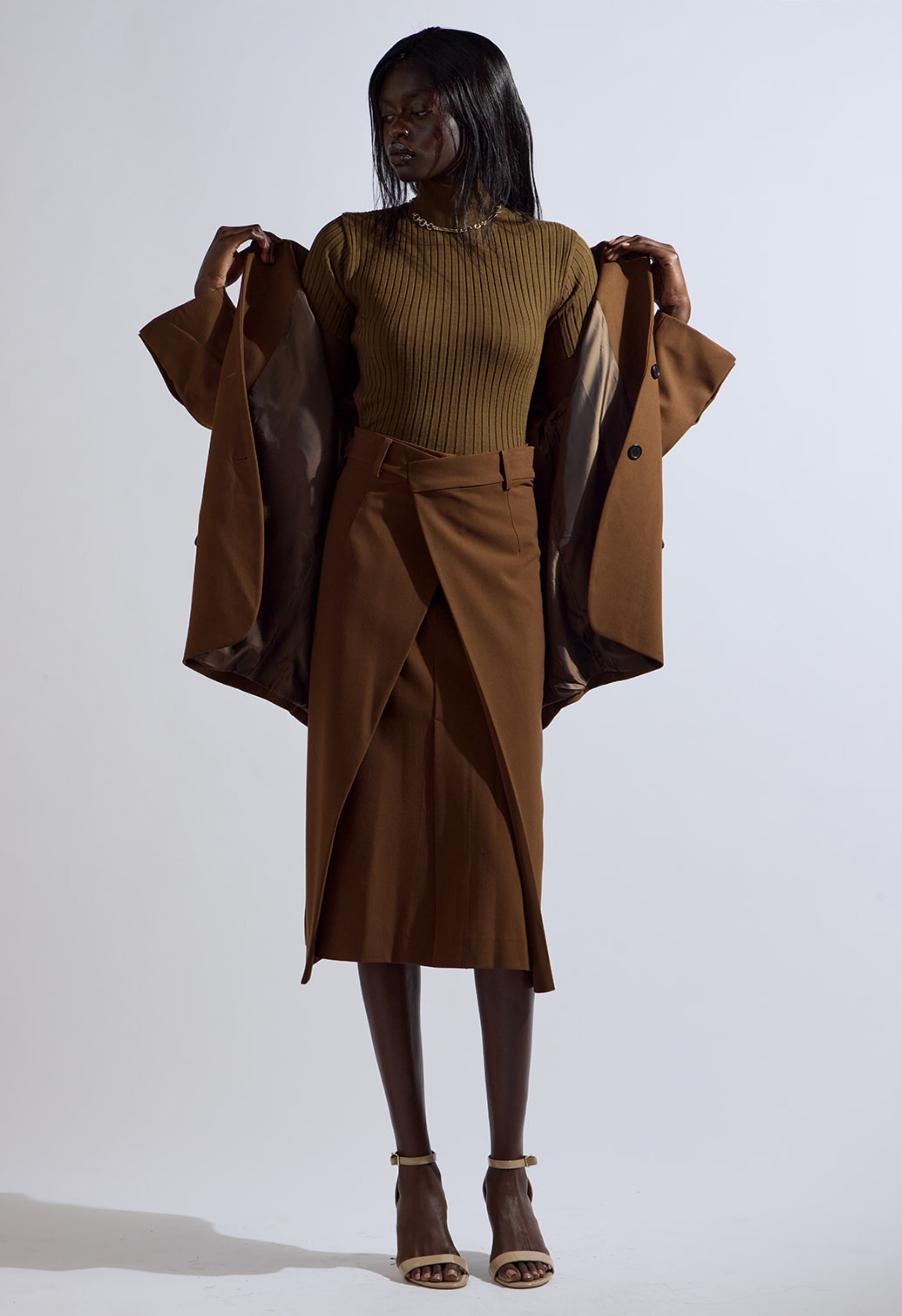 Brown Ribbed-Knit Turtleneck – Shoptiques