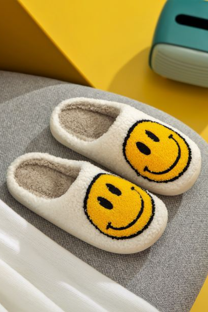 Retro Smiley Face Plush Comfy Slippers – Shoptiques
