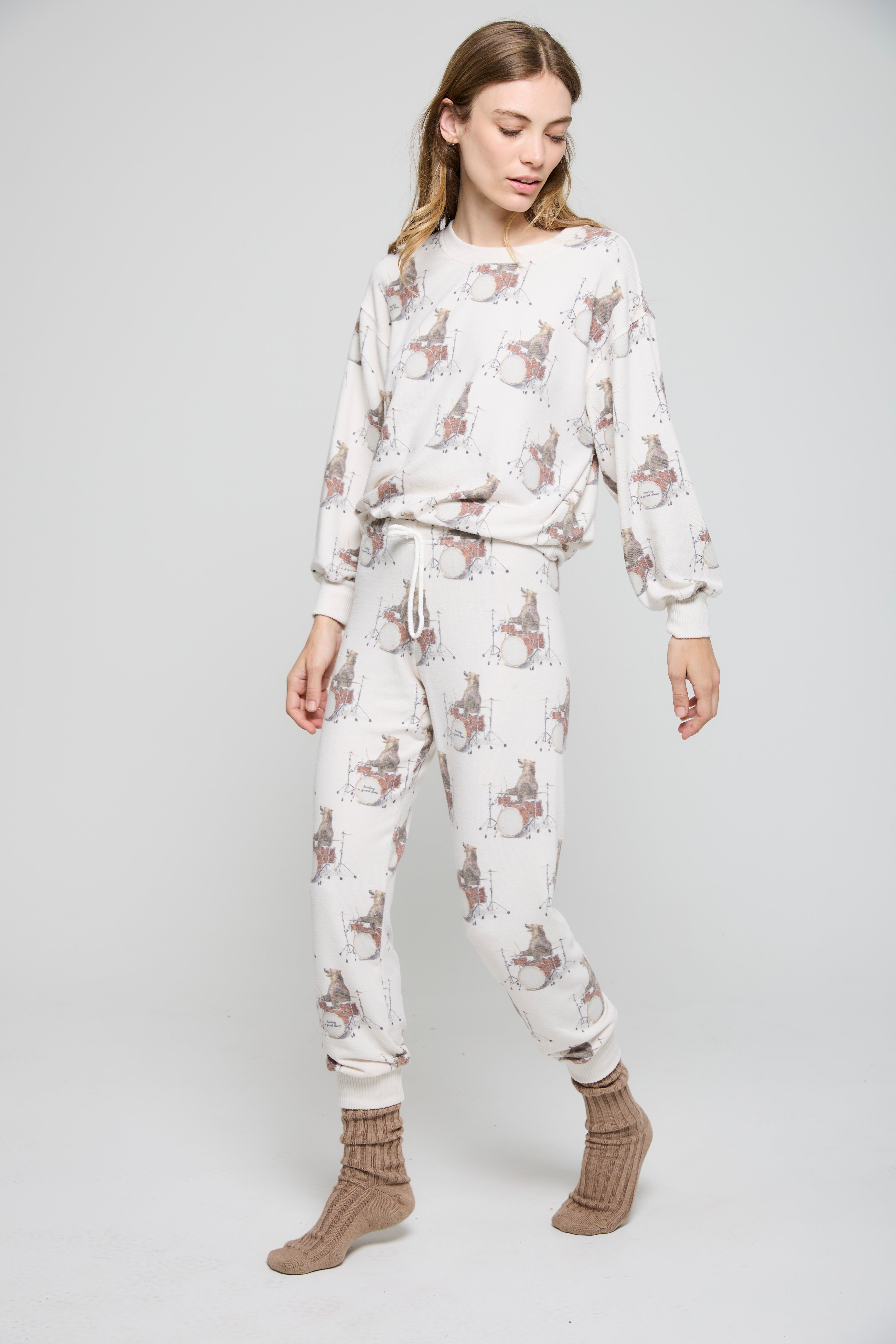 Drumming Bears / Having A good Time Main