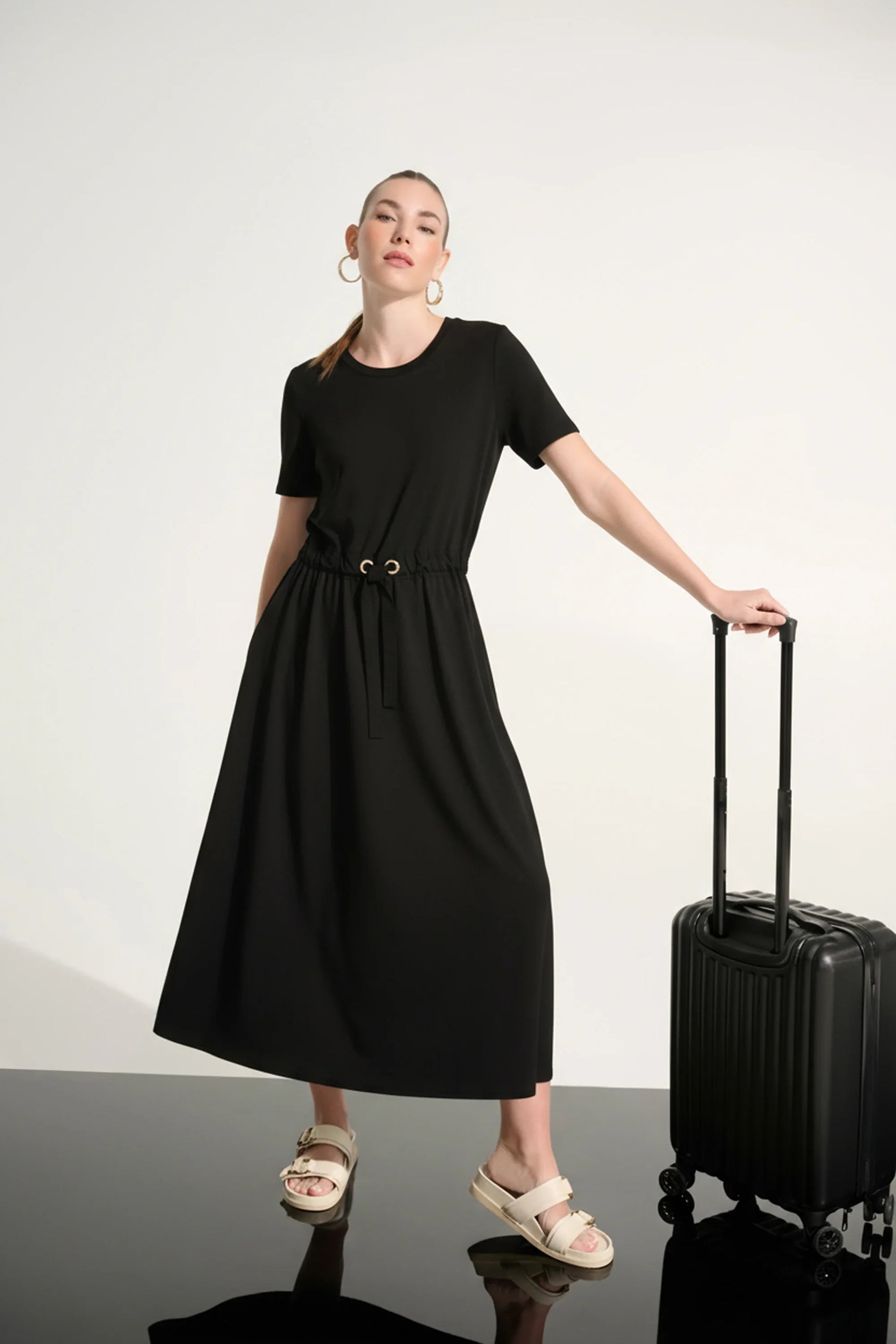 Jersey And Memory Fit & Flare Dress With Waist Detail- Black – Shoptiques