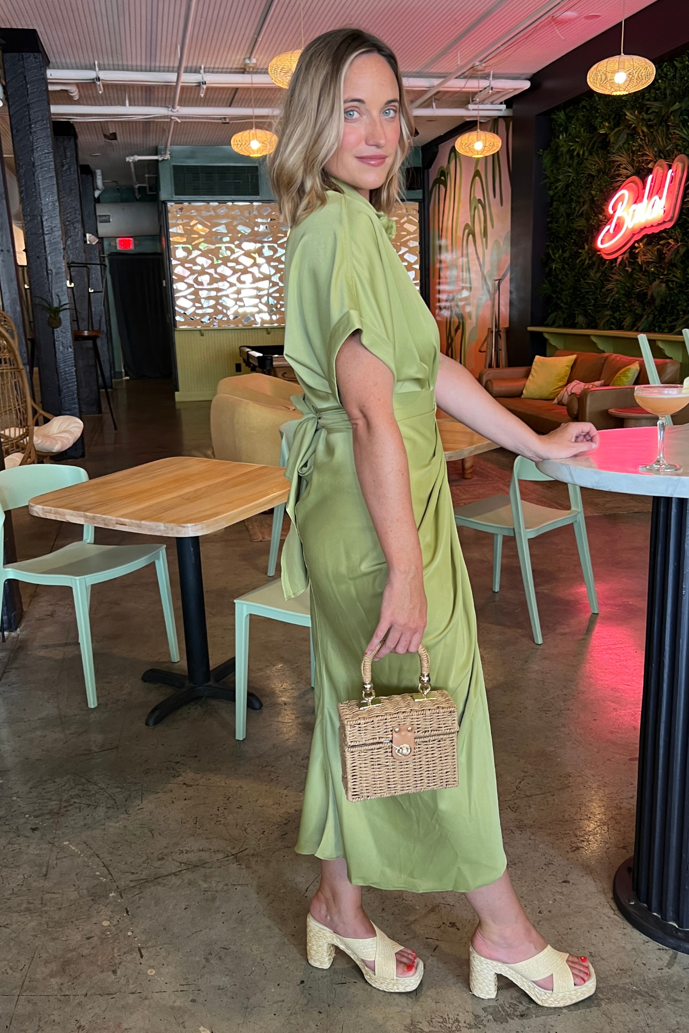 Mable | Green Short Sleeve Midi Dress | Sweetest Stitch Boutique