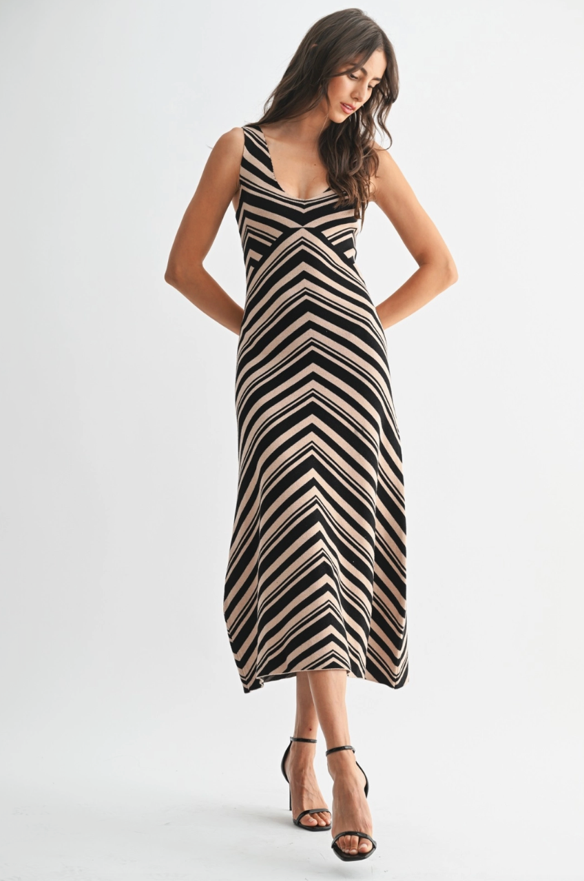 Chevron Maxi Knit Dress – Shoptiques