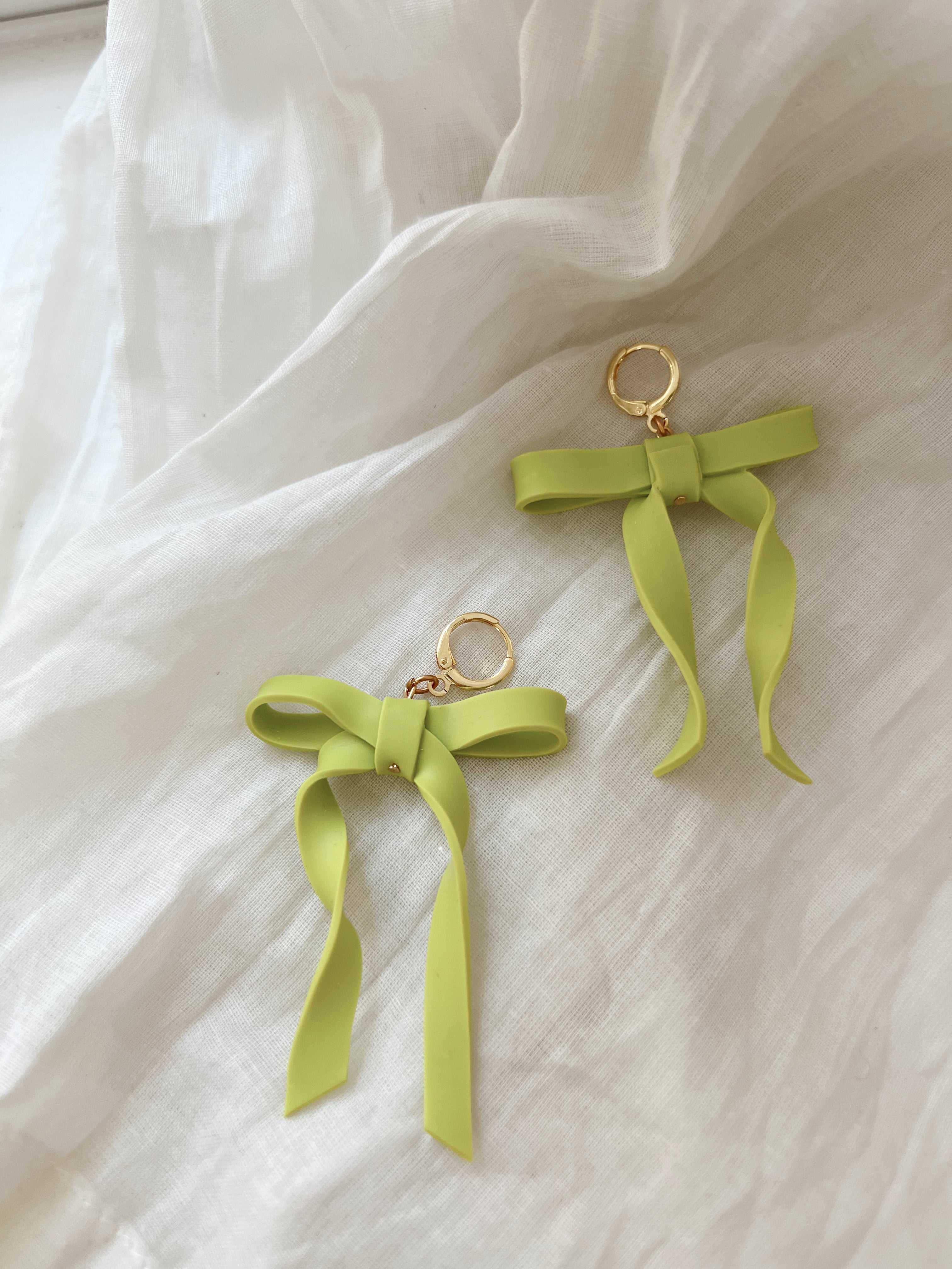 Beth Robson Art | Bow Huggie Earrings | Sweetet Stitch