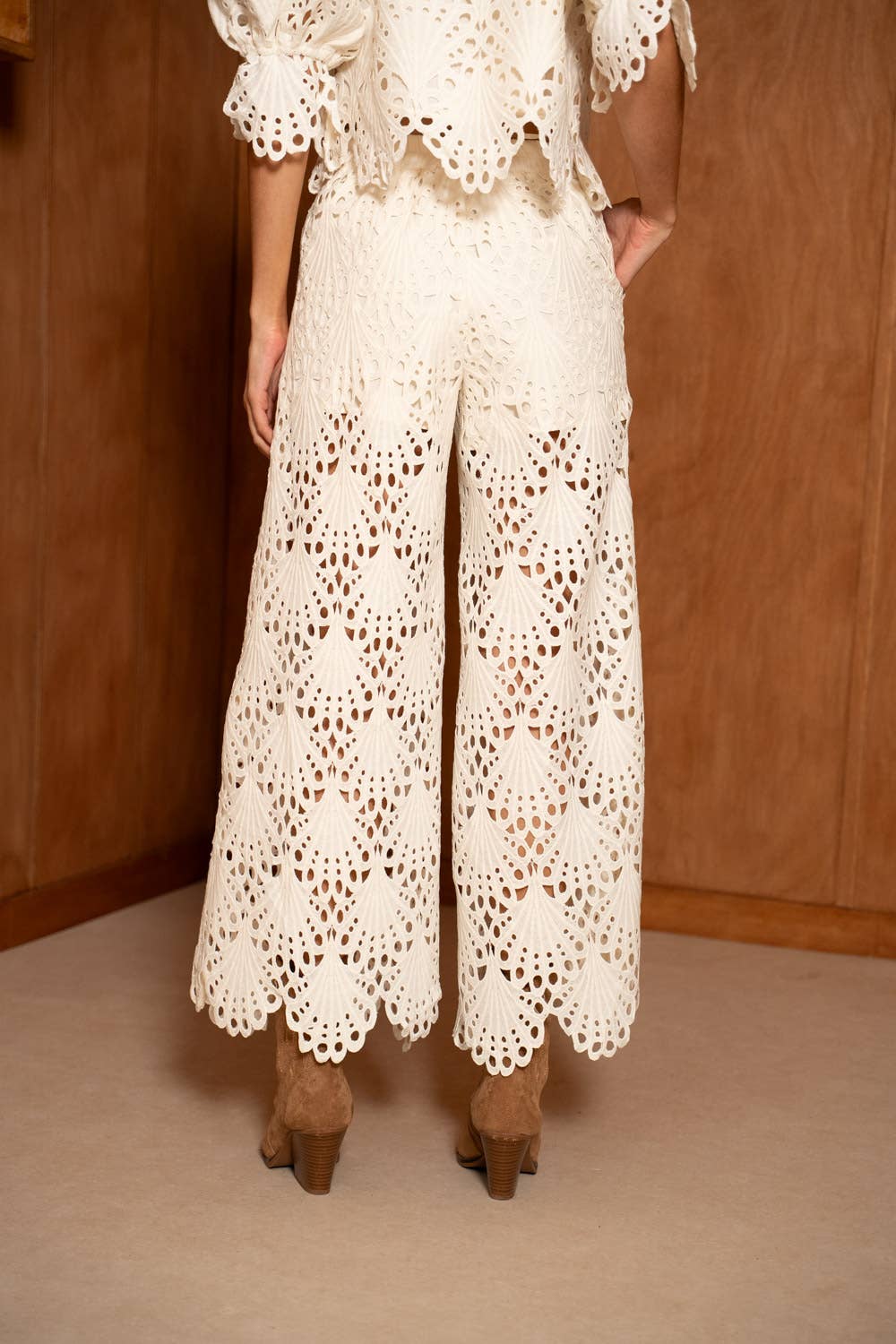 Selena Guipure Lace Pants - Ecru – Shoptiques