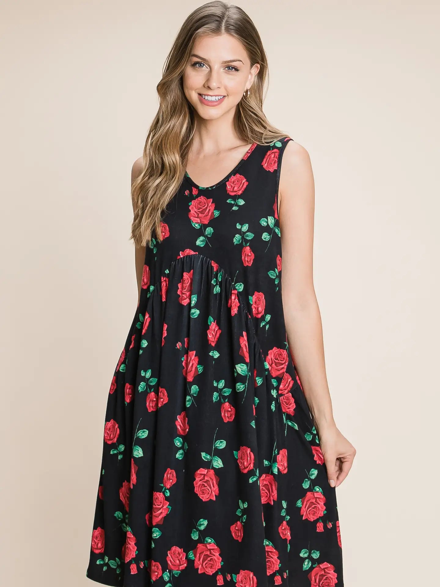 Women's Black and Red Floral Print Shirred Tank Dress