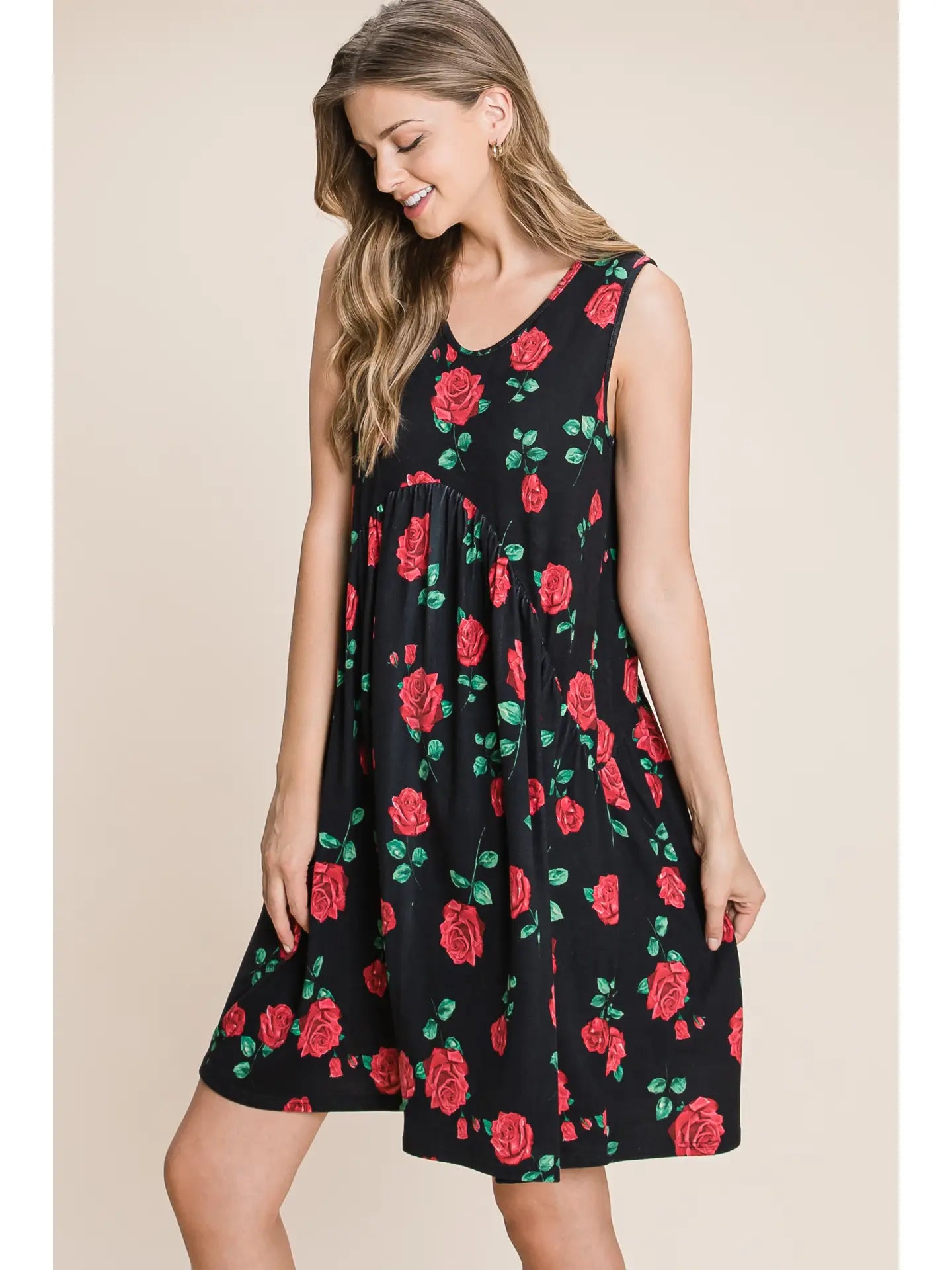 Women's Black and Red Floral Print Shirred Tank Dress