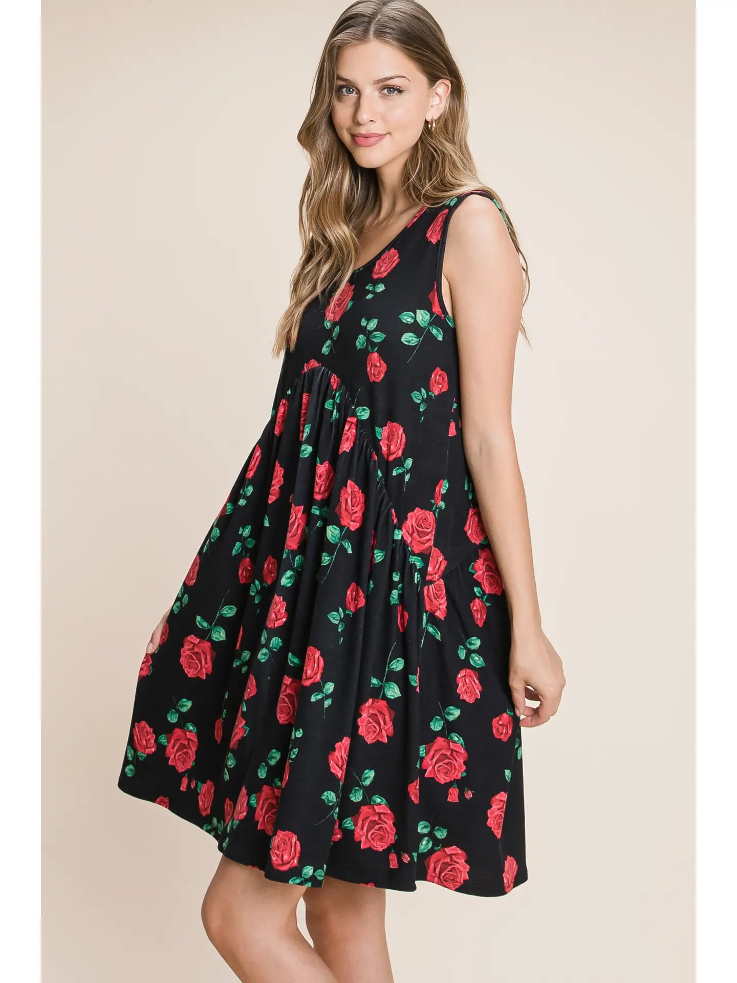 Women's Black and Red Floral Print Shirred Tank Dress