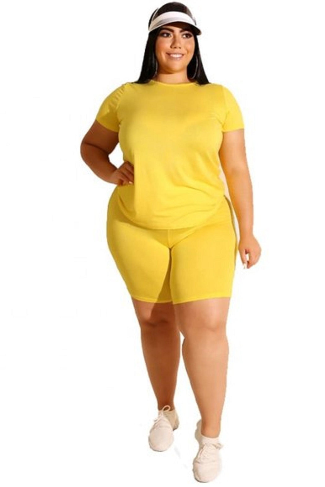 Plus Size Spring Clothes - 2 Piece Set - Top & Shorts Plus Size Spring Clothes - 2 Piece Set - Top & Shorts