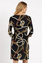 Ribbons and Chains Black