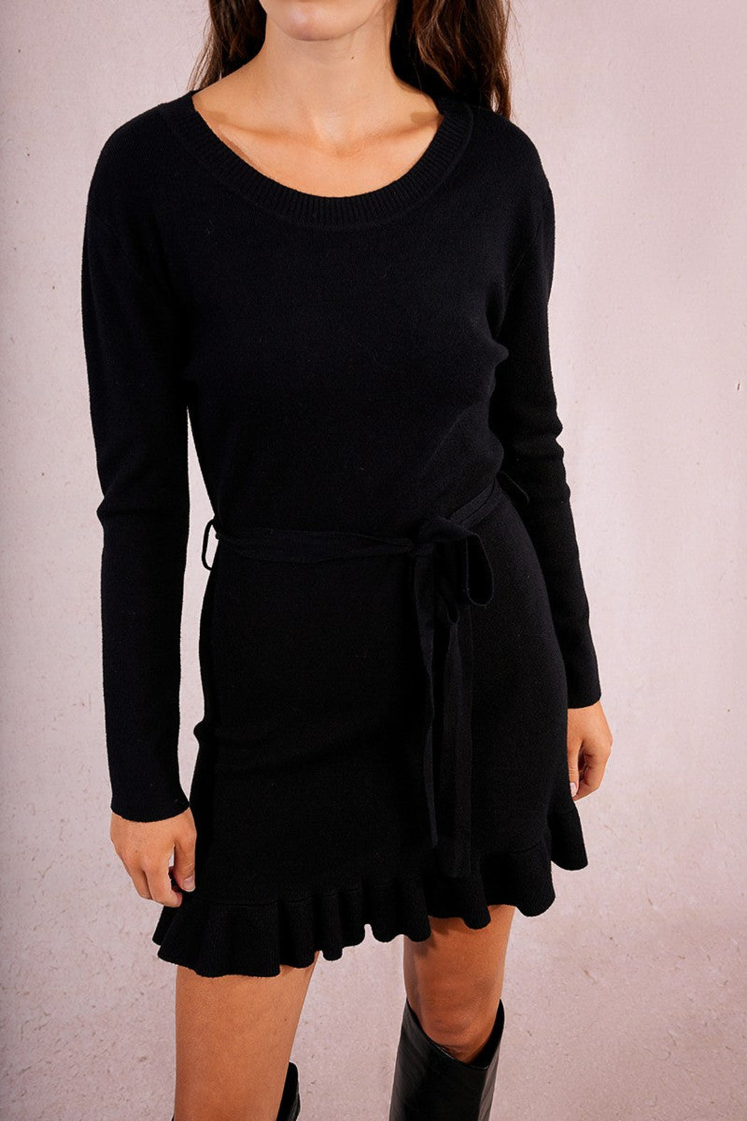 Belted Ruffle Knit Mini, Black L
