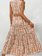 Brown and White Tiered Sleeveless Waist Baring Dress