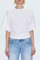 Le Blanc Main