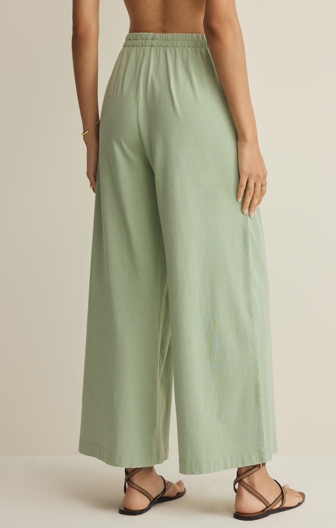 Z Supply | Scout Flare Pant | Sweetest Stitch Boutique Richmond VA