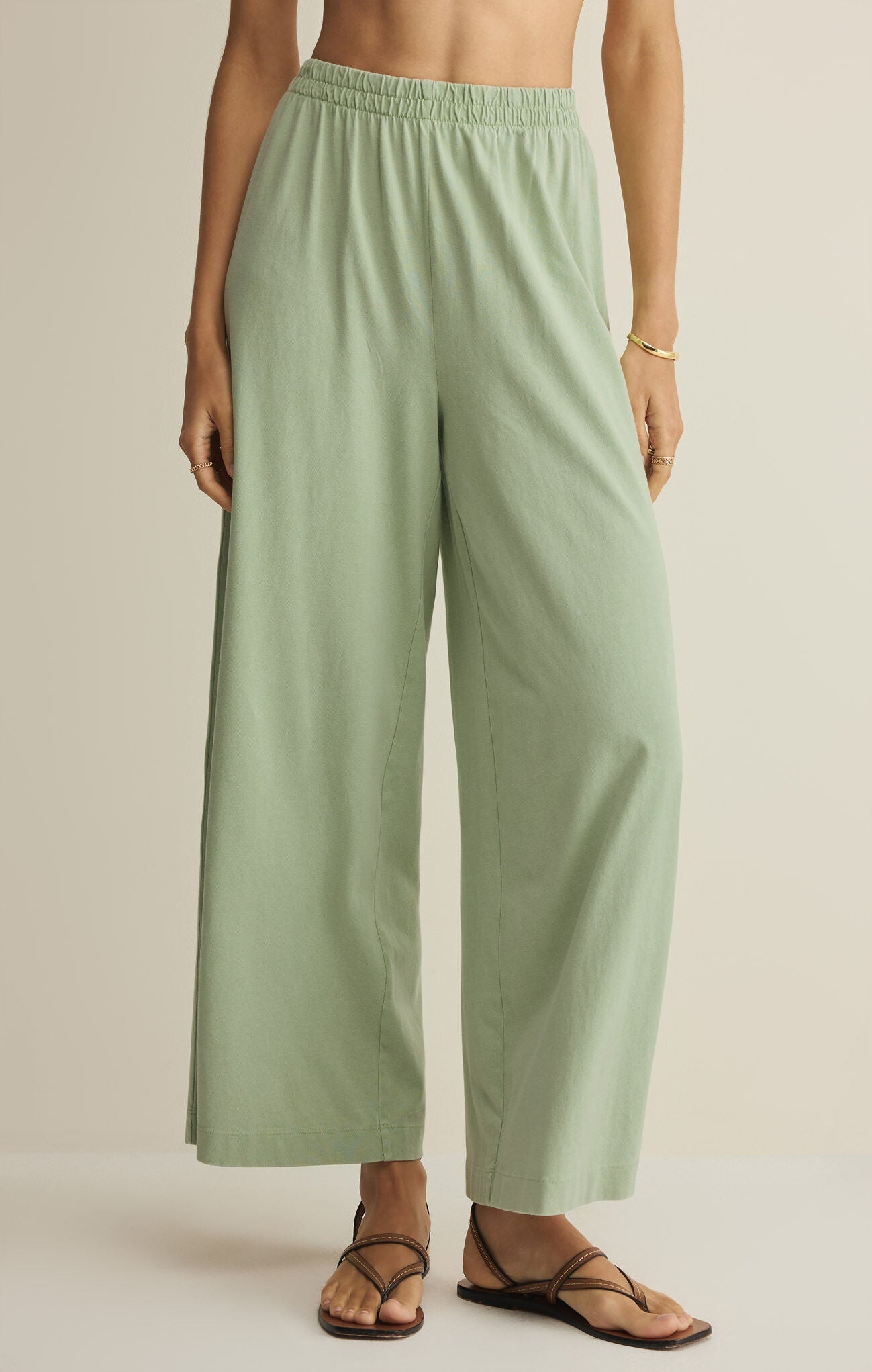 Z Supply | Scout Flare Pant | Sweetest Stitch Boutique Richmond VA