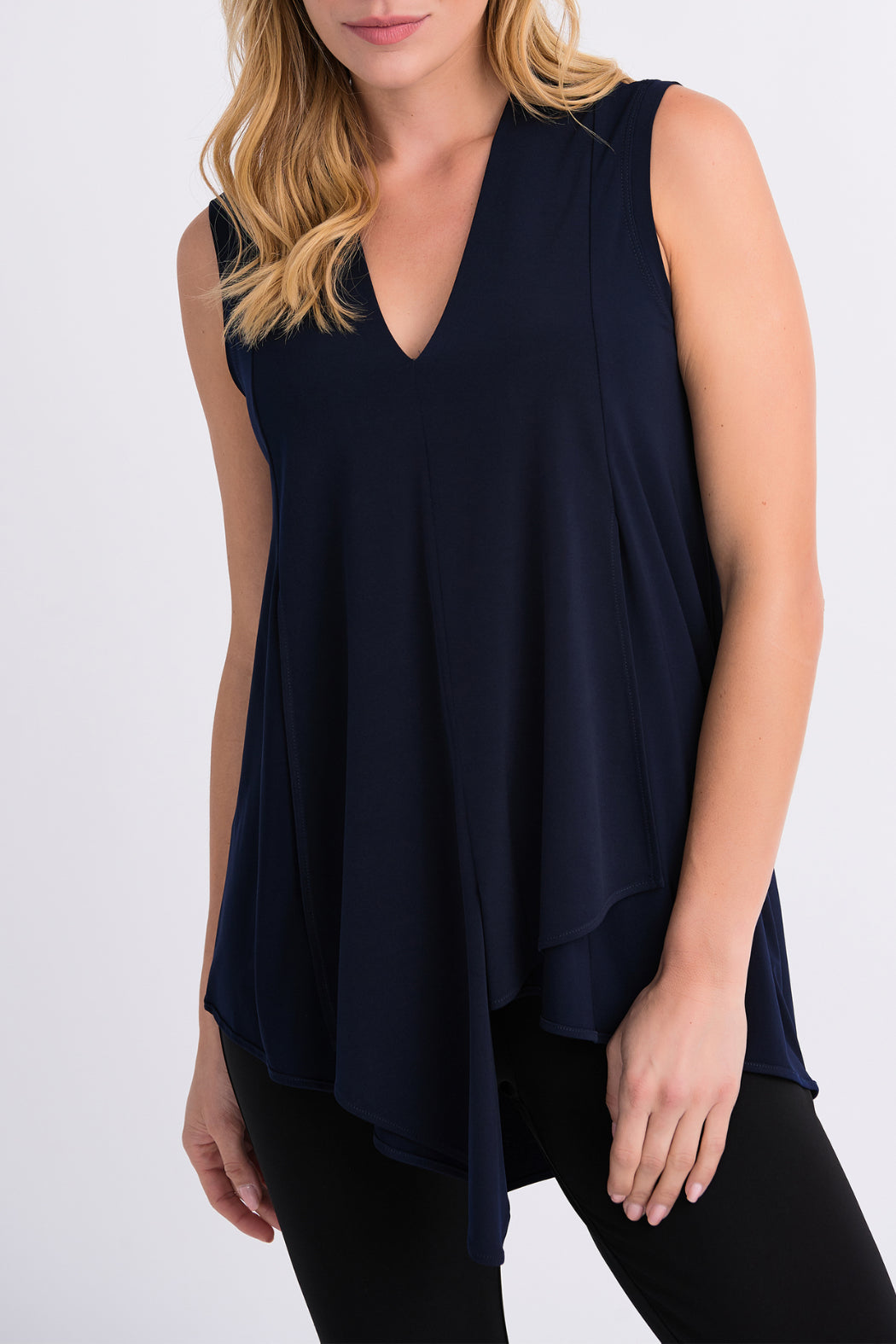 Quatro Porte Sleeveless Tunic